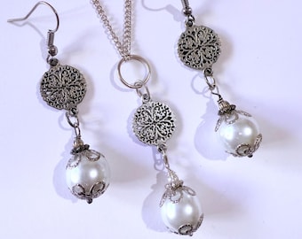 Viktorian Perlen Silber Schmuck Set Hochzeit Set Halskette Ohrringe Hochzeit Schmuck Boho Schmuck Set Kristall weiße Perle Vintage Filigree Set