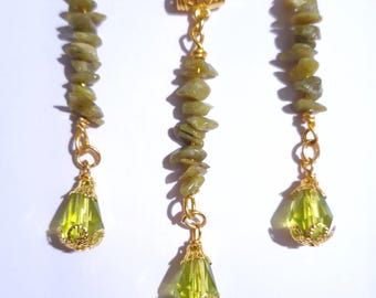 Peridootgroen Kristal gouden sieraden set ketting oorbellen Boho sieraden set Gouden set bruiloft sieraden smaragd olijfgroen Crystal druppel set