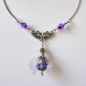 Collar morado Collar de plata Collar victoriano Collar bohemio Colgante de cristal lila Collar de estilo vintage Collar morado antiguo