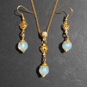 Opal gold heart jewelry set Victorian gold Opal necklace and earrings Boho jewelry set opal earrings opal necklace opal jewelry heart gift