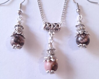 Conjunto de joyas de rodonita Conjunto de joyas de plata Conjunto victoriano collar y pendientes Conjunto de joyas Boho Pendientes de rodonita boho Joyería de rodonita