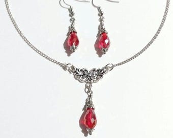 Conjunto de joyas de cristal rojo rubí plateado Conjunto de collar y pendientes de cristal rojo camaleón Conjunto de joyas victorianas Conjunto bohemio de cristales en forma de lágrima de plata