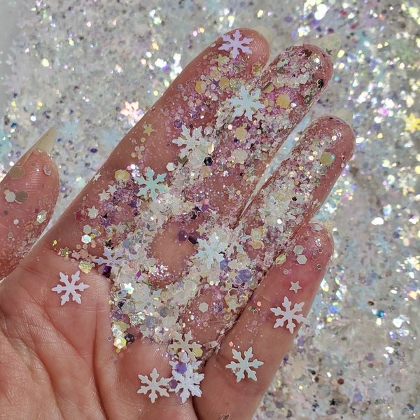 Snowflakes chunky glitter mix, Chunky Glitter for face body nail art, Glitter for tumbler resin, Craft glitter supplier | Magic Snow glitter