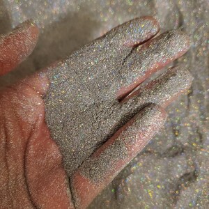 Holo Silver Cosmetic Grade 0.1 fine glitter powder, Glitter face hair nail art, Glitter resin, Craft glitter supplier, Holographic Glitter