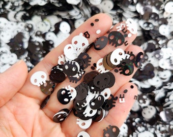 Black & White Skull Glitter Mix, Halloween glitter for face nail art, Glitter for tumbler resin, Craft glitter supplier, Cute Skull Glitter