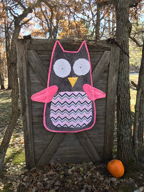 pink owl tummy time mat