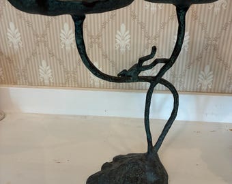 Soporte decorativo de rana de metal