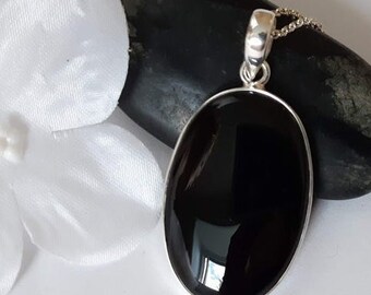 black stone jewelry