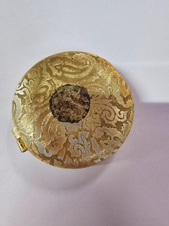 Paisley gold tone Revlon powder compact - image 4