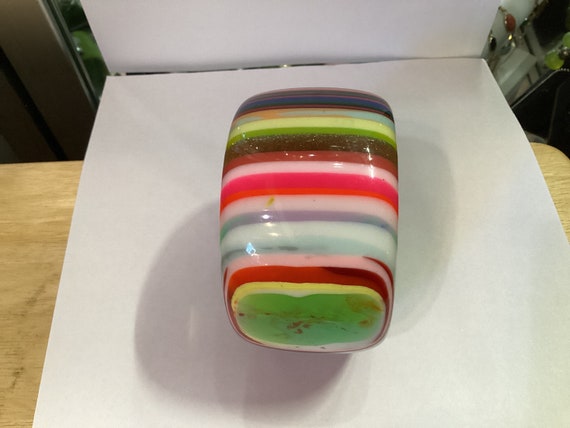 Very cool vintage Lucite rainbow bangle bracelet;… - image 7