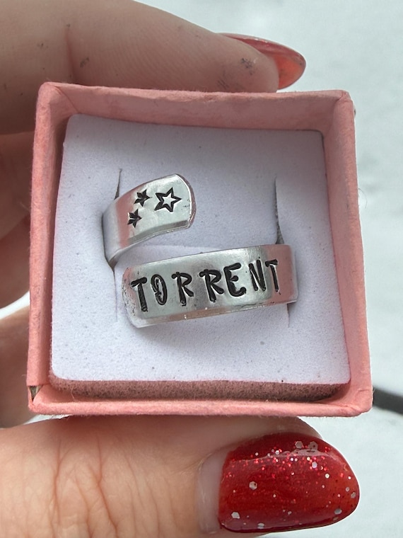 Women’s hockey rings
