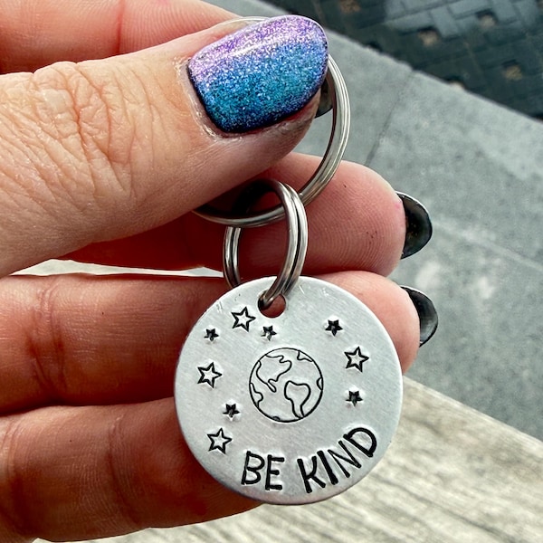 Sii gentile/Portachiavi Terra