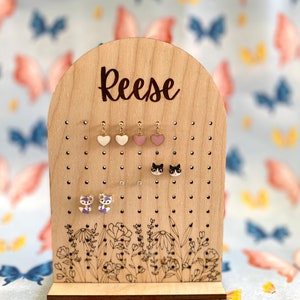 Personalized Earring display,Floral Earring Stand, Earring Holder, Stud Holder, Jewelry Organizer, Little Girl Earring Holder