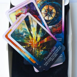 Pathfinder Oracle Deck: Intuitive Affirmation Cards for Self-Discovery