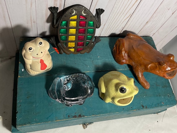 Vintage frog figurines, frog collectibles, buyers choice, garden accessories