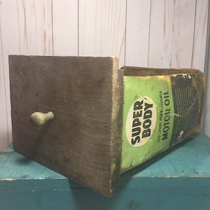 tiroir primitif vintage, bois, boîte de conserve, art récupéré, homme des cavernes, jardinière, fournitures d'art, art trouvé, rangement pour bureau à domicile, automobile
