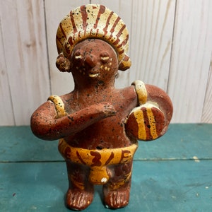 Vintage Folk Art Terracotta pottery statue, man with a drum, souvenir piece, made in Mexico