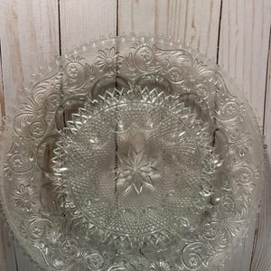 Vintage deviled egg plate, indiana glass company, tiara exclusives, sandwich glass