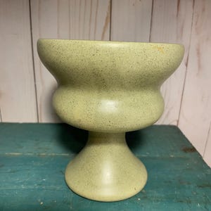 Floraline (McCoy) tulip shaped planter vase, vintage 1970s, gift for gardeners, vintage planter, succulents