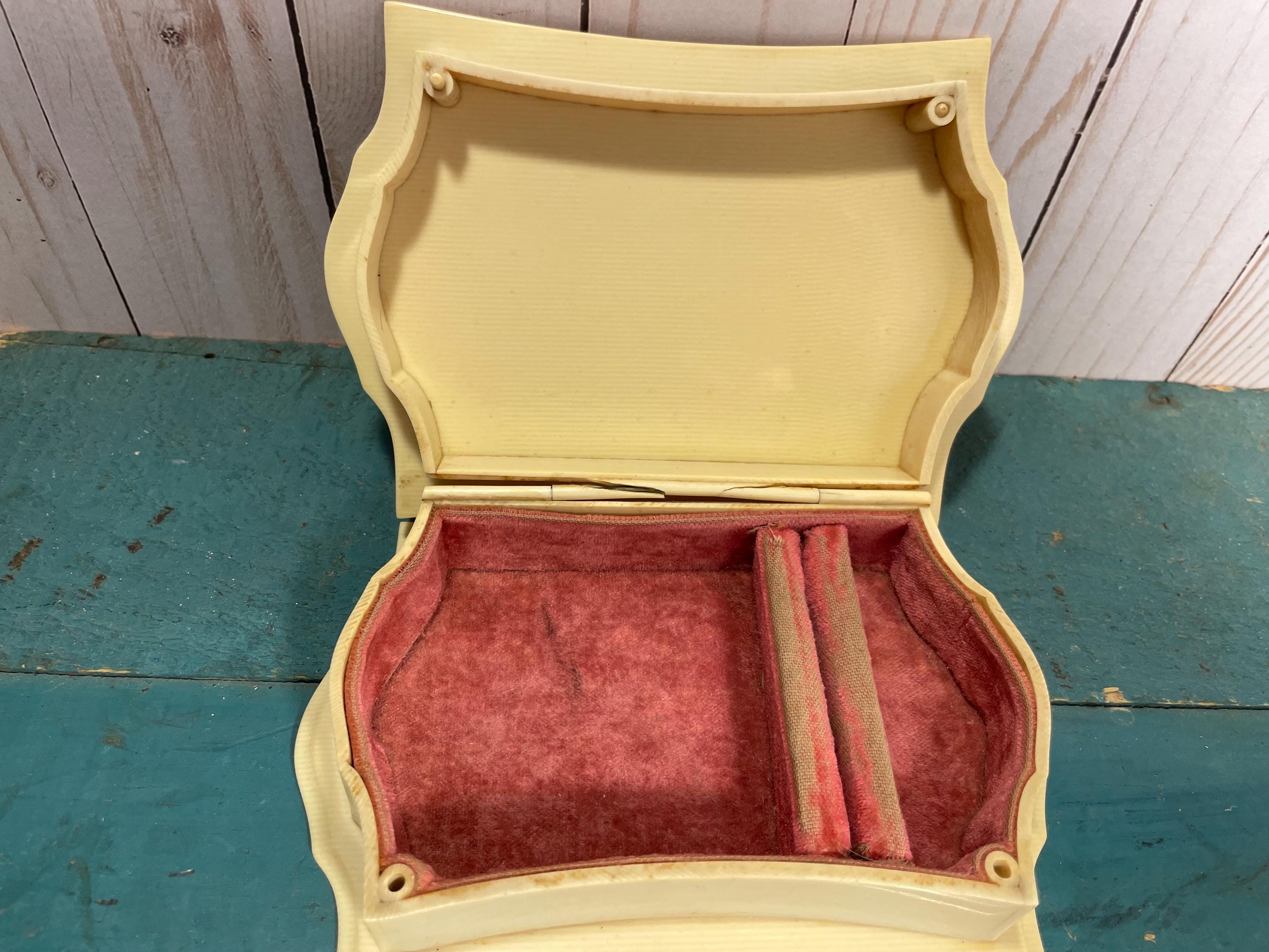 Pyralin Design Vintage Dubarry Pyralin Vanity Box, Jewelry Box, French Ivory, Art Deco ...