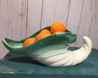 Vintage Regal Hull pottery, green white, cornucopia shape, gift for gardeners, vintage planter, succulents