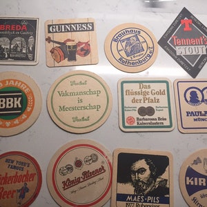 Posavasos de cerveza vintage, una docena de posavasos de cerveza, artículos de bar, cervecería, regalo de cerveza, inauguración de la casa, lote de cuevas para hombres # 8
