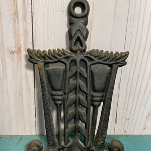 Classic heavy cast iron metal tile kitchen trivet, hot plate, vintage kitchen, victorian design, country kitchen