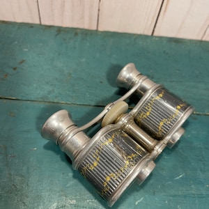 VIntage opera glasses,binoculars, bird watching, hiking, back to nature, opera, broadway