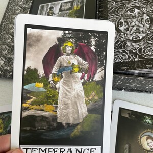 Tarotlek och guide, Resan till tornet, signerad och numrerad, spådom, spådom bild 5