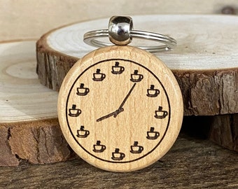 Kaffeetasse / Teetasse Laser gravierte Uhr Holz Schlüsselbund