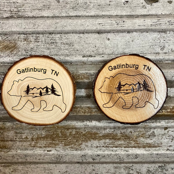 Gatlinburg Wood Slice Fridge Magnet (Handmade) - Gatlinburg, TN Bear
