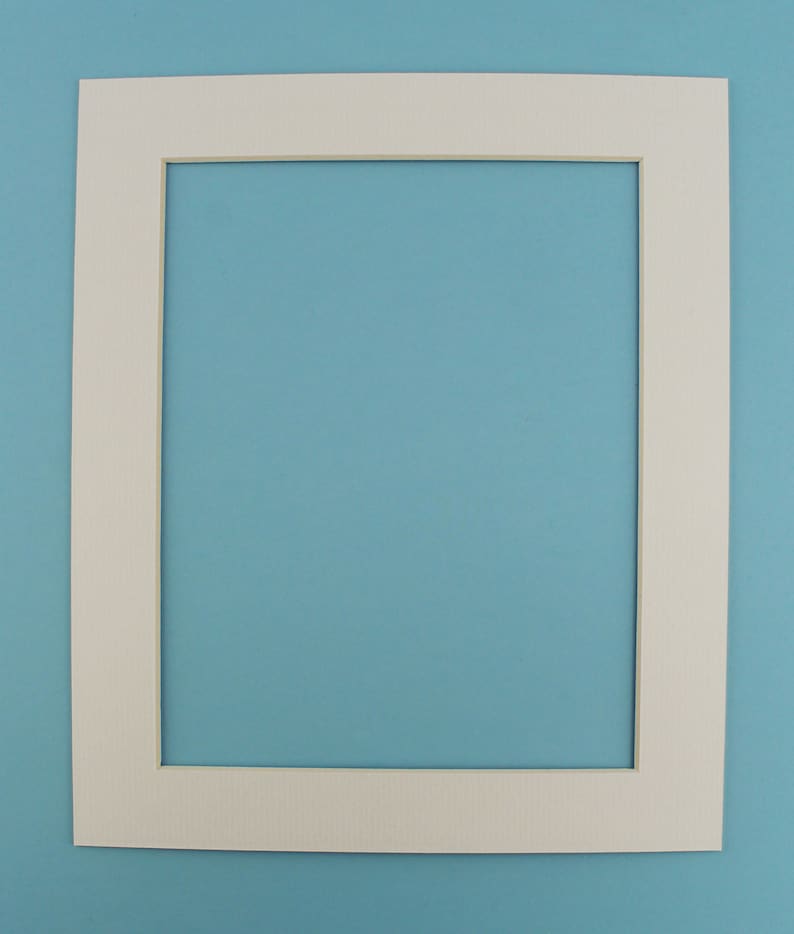 Photo/picture Mounts Size 30x40cm to Fit Image 25x35cm in White, Black