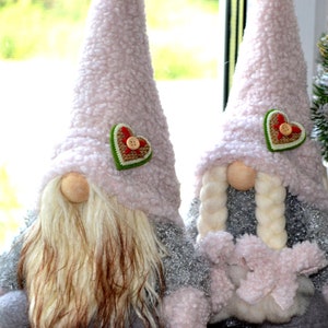 Christmas gnome in light pink hat, Scandinavian gnomes, Christmas decoration, Home gnome, Farmhouse decor, Tomte Nisse, Winter holiday