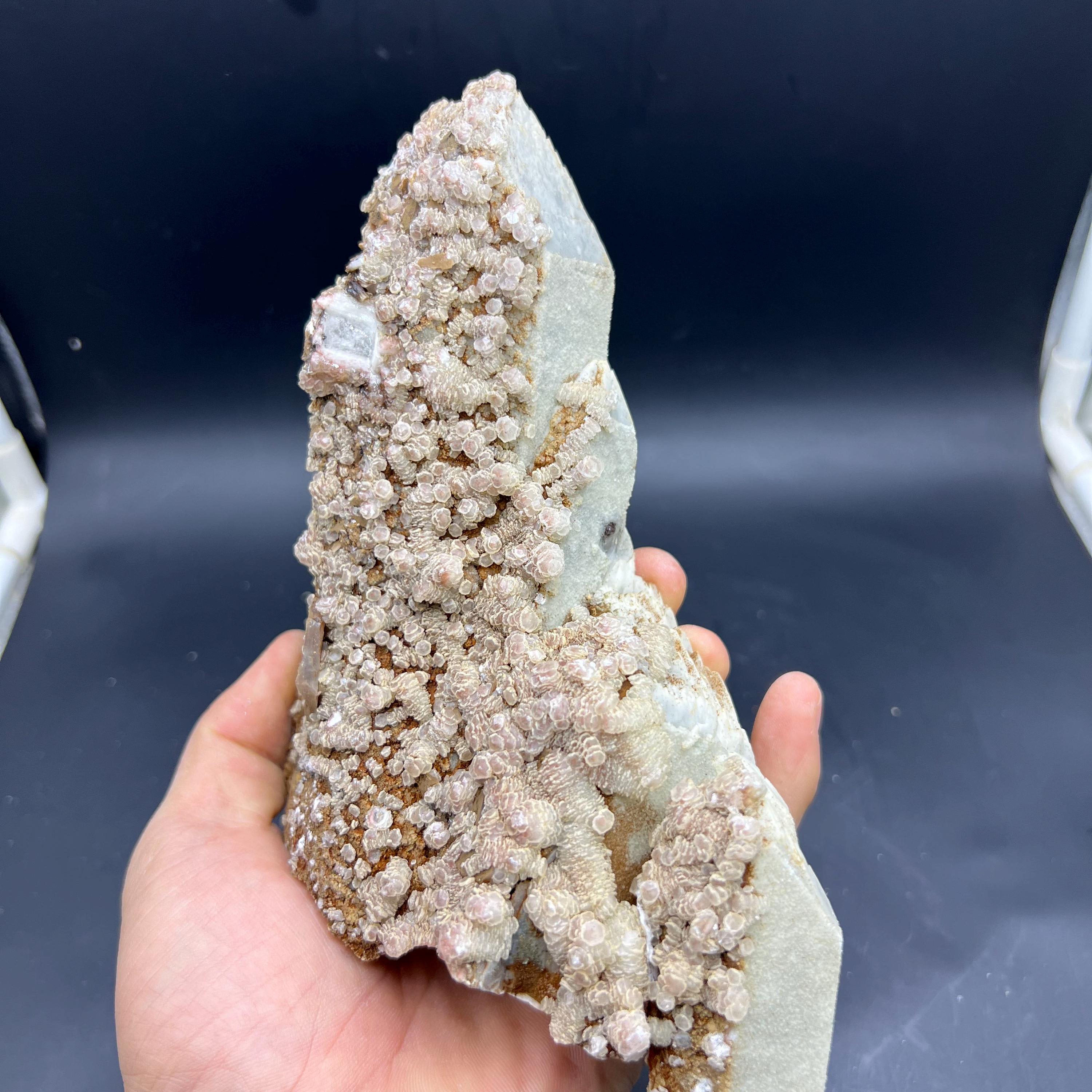 天然の美しい内モンゴル産クォーツカルサイト オリジナル標本 #A2296