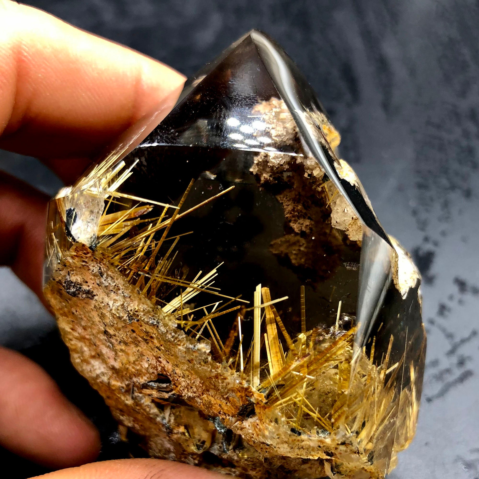 Crystal，high Quality Natural Clear Golden Titanium Crystal