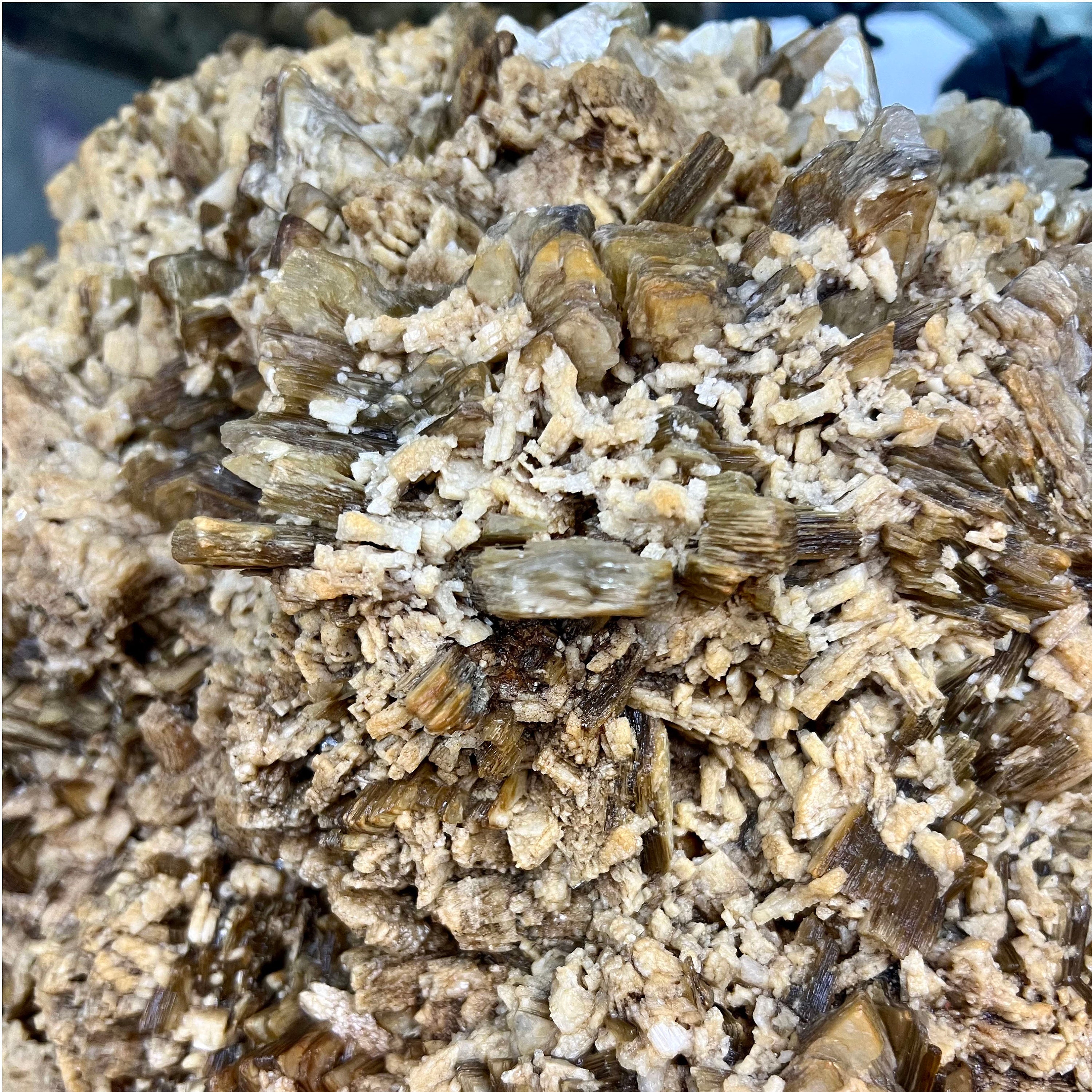 大型天然金雲母原石標本（25.6kg） - Etsy 日本