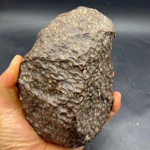 Natural RARE Meteorite pretty complete specimen #Q789