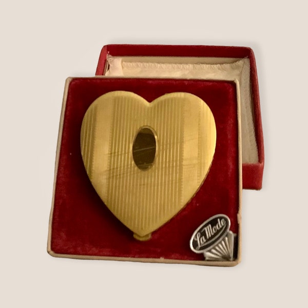 Vintage La Mode Sweetheart Compact