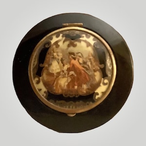 Vintage Victorian Scene Powder Compact