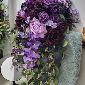 Custom Made Bridal Bouquets | Bridesmaid Bouquets | Boutonnieres | Forever Fresh Flowers | Consultation