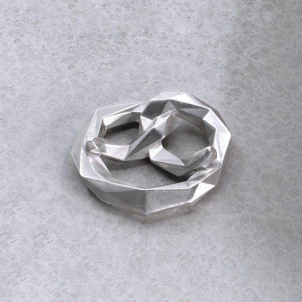 Breze - Low Poly Breze, silver pendant for men and women, 925 sterling silver, Bavarian costume, 3D designed, including leather strap