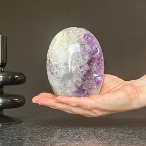 Natural Specimen Egg-Shaped Amethyst Cave, Crystal Quartz Geode Stone, Mineral Energy