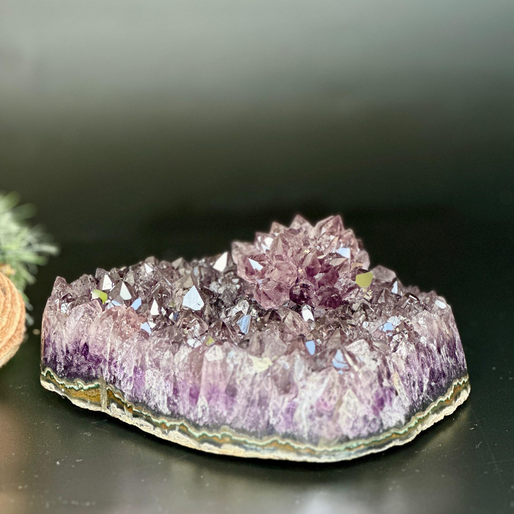 Grande Géode D'améthyste Naturelle - 60,4 Lb (27,4 Kg) - Cathédrale Grappe De Cristal De Madagascar