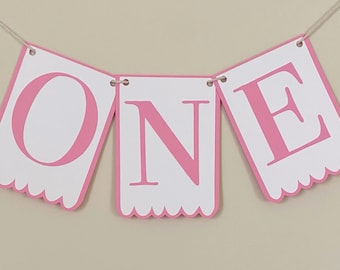 Classic "Scalloped" Birthday High Chair Banner - 3.5" x 5.00" flags, Classic Party Decor, First Birthday, One, Two, Three