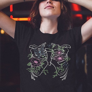 Edgy Alt Clothing Ribcage Shirt, Oversized Pastel Grunge Aesthetic Clothing, Plus Size Goth Clothes
