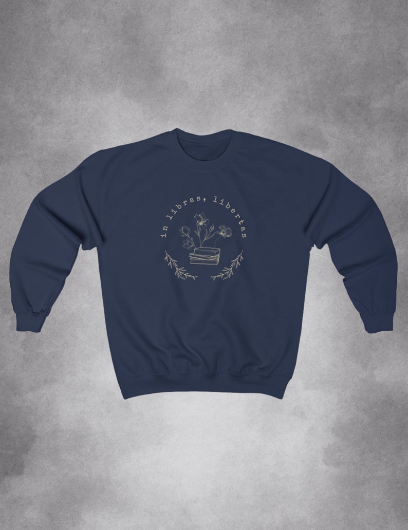 Dark Academia Clothing Bookish Sweatshirt, Indie Plus Size Literature Clothing Navy