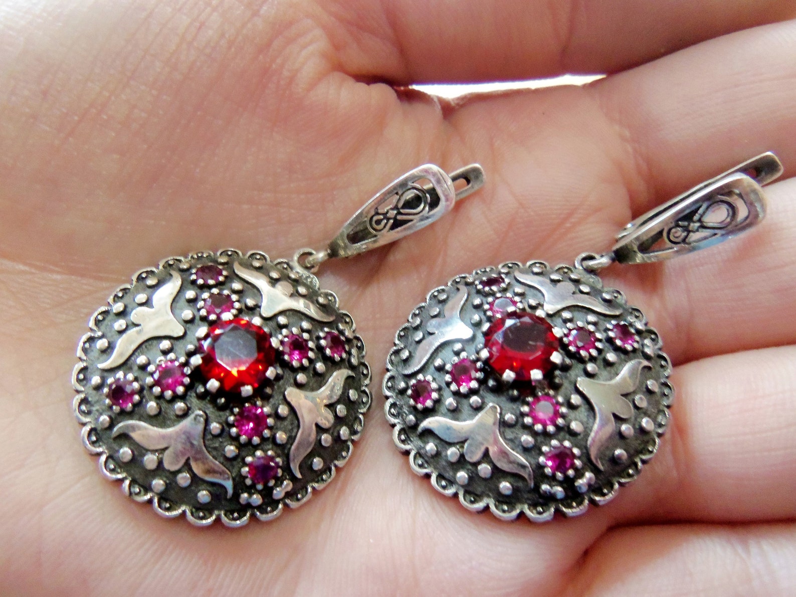 Древние армянские украшения. Серебряные украшения прегомеш. Украшения армянских ювелиров серебро. Маргарита армянское серебро. Прегомеш сергы.