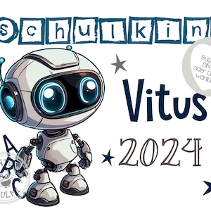 Può includere: Un robot bianco con occhi blu su uno sfondo grigio con stelle. Il testo "Schulkind Vitus 2024" è scritto in lettere blu e grigie.