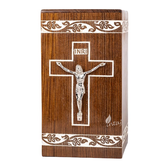 Hind Handicrafts Urna De Cremación Grabada De Plata Para Cenizas Humanas Para Adultos, Urna Funeraria Hecha A Mano, Urna Asequible - Bolsa Incluida (5.5 X 5.5 X 8 Pulgadas - 150