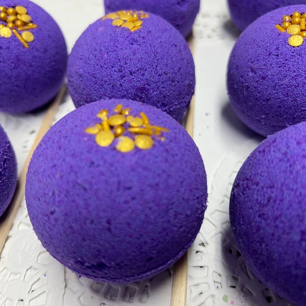 Bath Bomb - Lavender Bath Bombs topped with gold or silver sugar sprinkles
